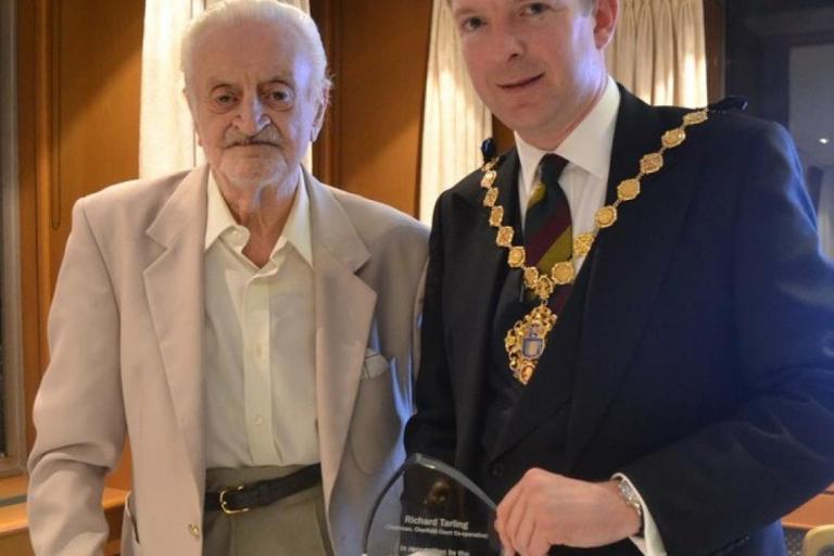 Richard Tarling standing next to a former Lord Mayor