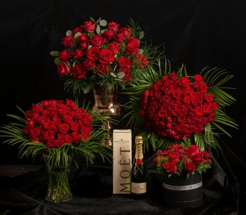 Red roses vases